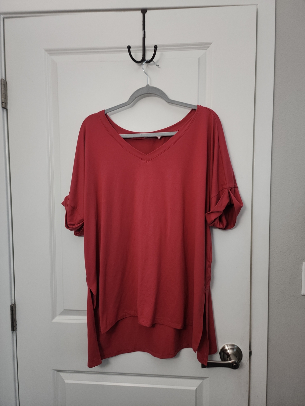 5/$30 Zenana Outfitters V-Neck Short Sleeve Tunic Top - Rose